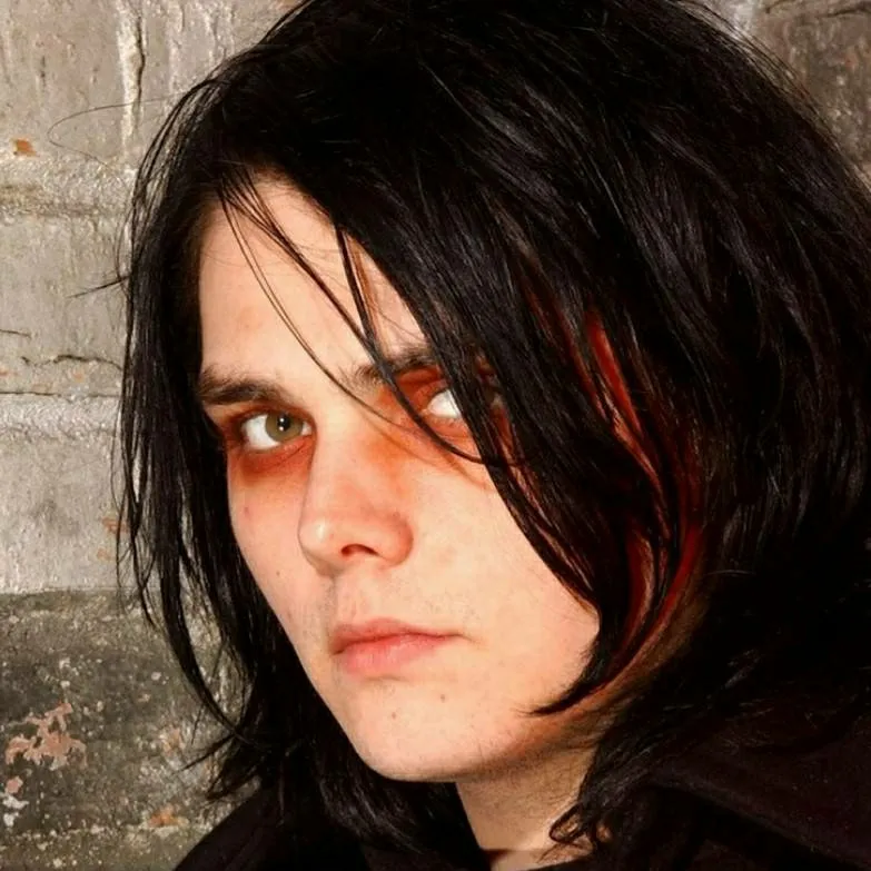 chat with ai character: Gerard Way