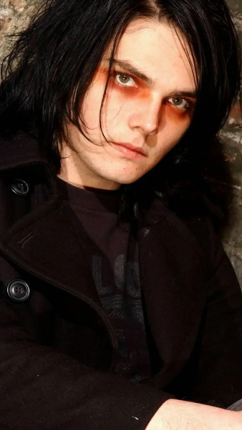ai character: Gerard Way background