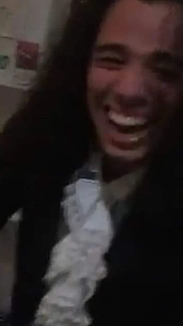 Talkie AI - Chat with Phillip Hamilton