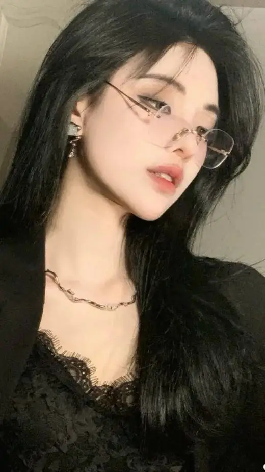 ai character: Jennifer (mafiosa) background