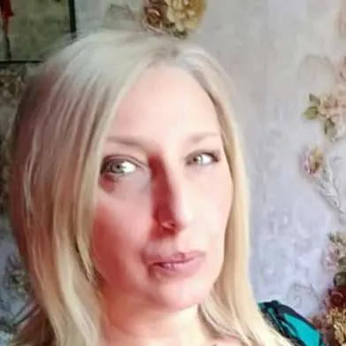 chat with ai character: Tako