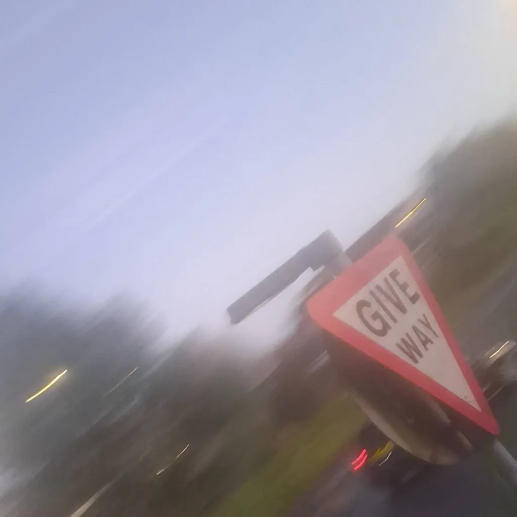 chat with ai character: kinger x caine