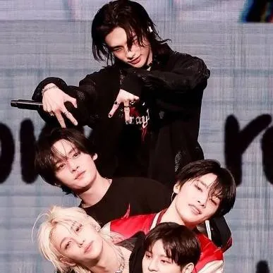 chat with ai character: skz malos