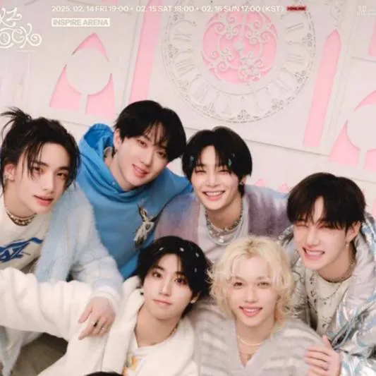 chat with ai character: stray kids 