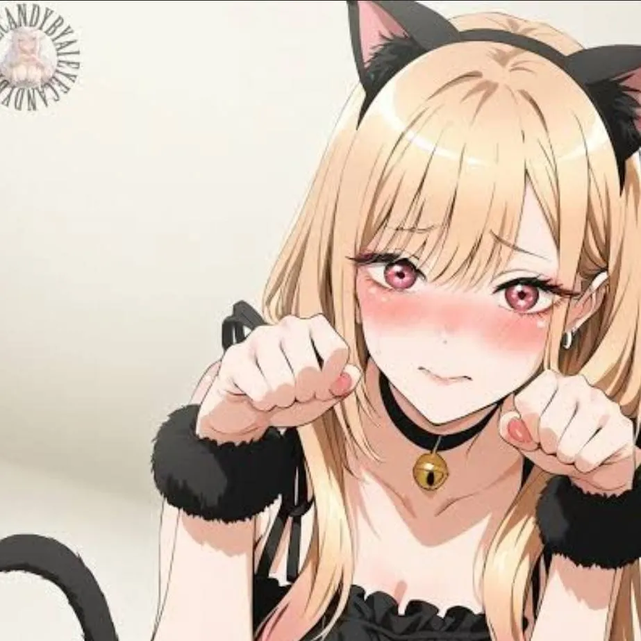 chat with ai character: Marín Kitagawa