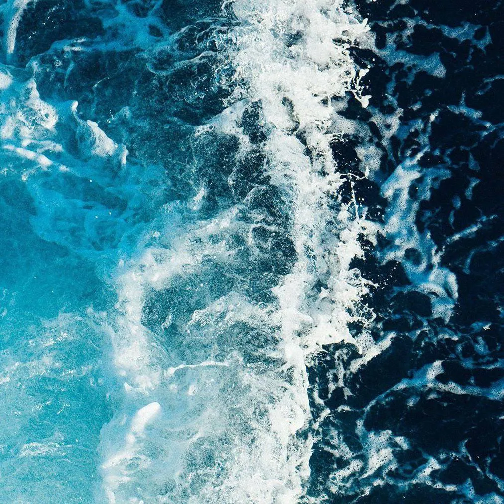 chat with ai character: 💧giyu💧