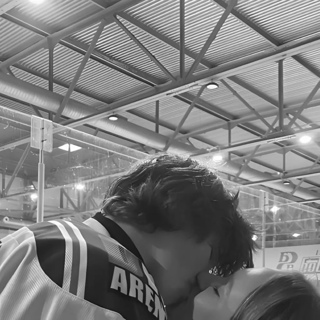 chat with ai character: Nicholas 