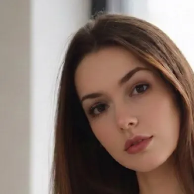 chat with ai character: Selina