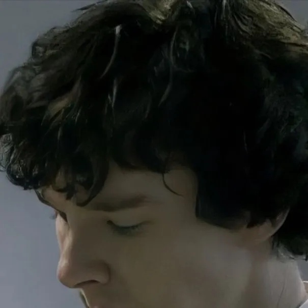 chat with ai character: Sherlock holmes 