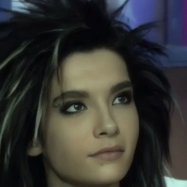 chat with ai character: Bill Kaulitz 
