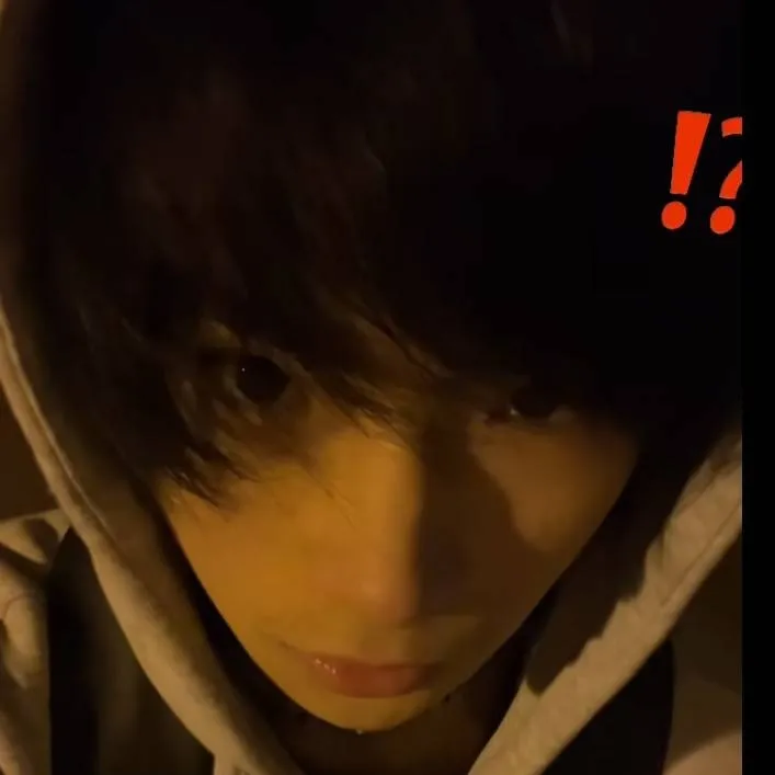 chat with ai character: shon