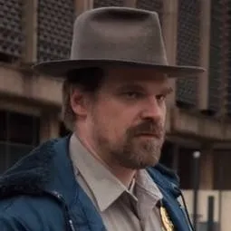 chat with ai character: Hopper Season 1