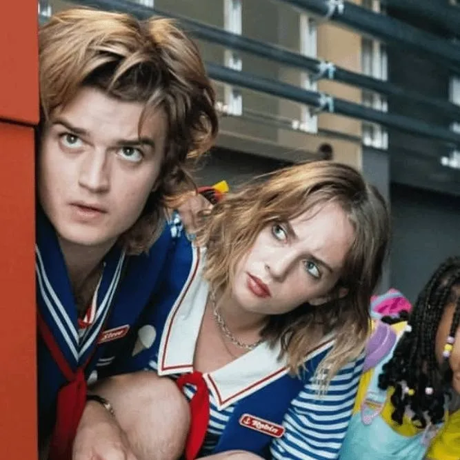 chat with ai character: Scoops Troop