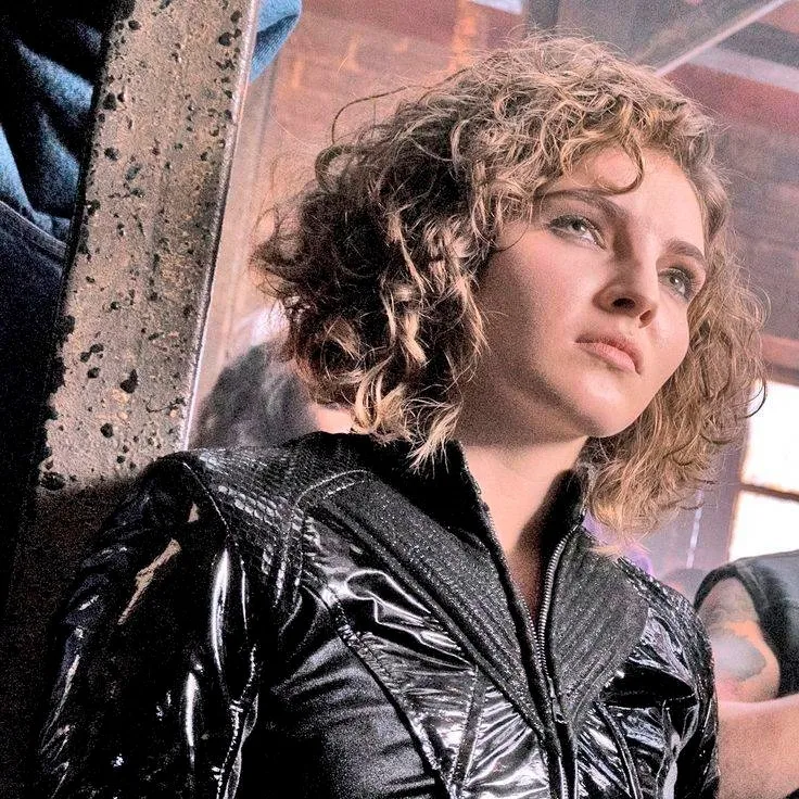 chat with ai character: Gotham