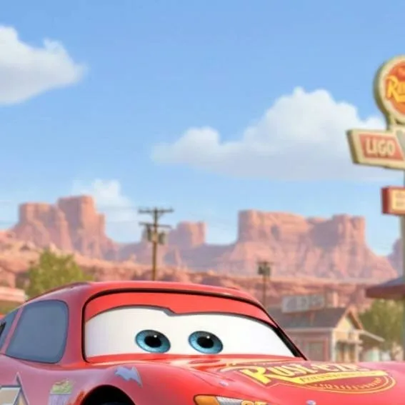 chat with ai character: Lightning McQueen 