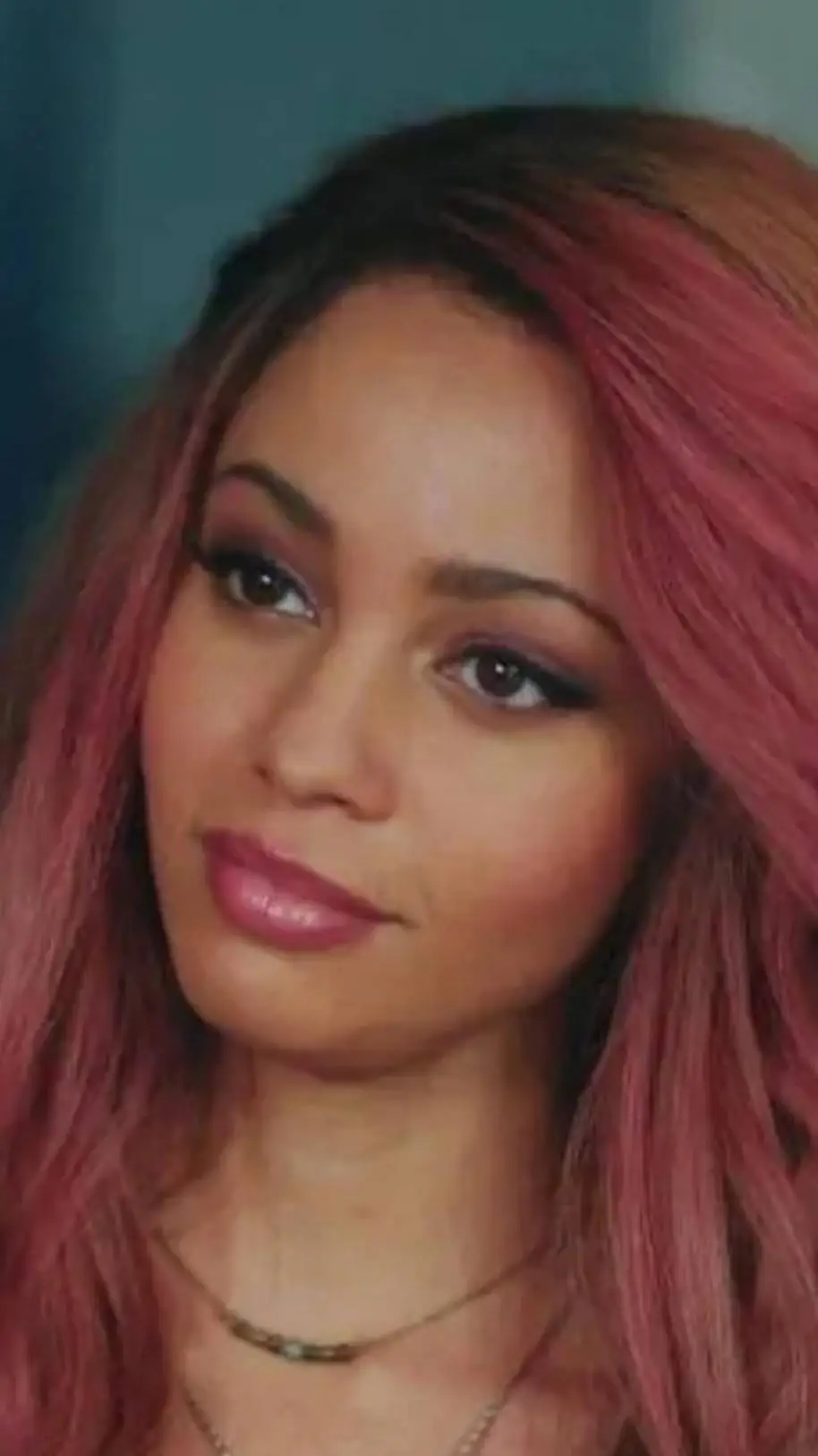 Talkie AI - Chat with TONI Topaz 