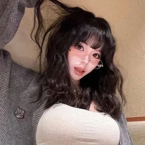 chat with ai character: NOVA 