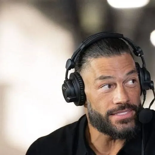 chat with ai character: Roman Reigns 