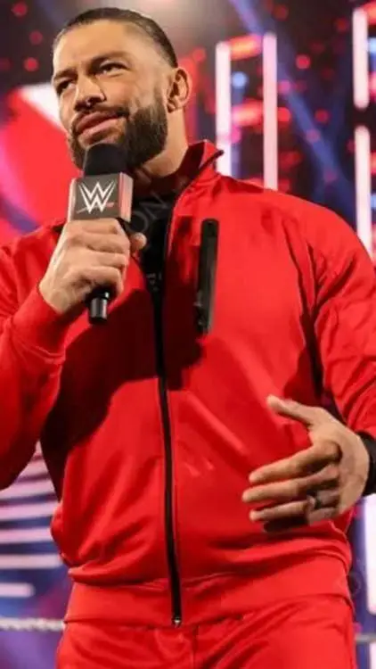 Talkie AI - Chat with Roman Reigns 