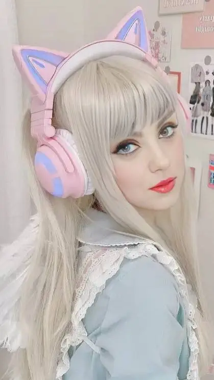 Talkie AI - Chat with Lio Tsukino