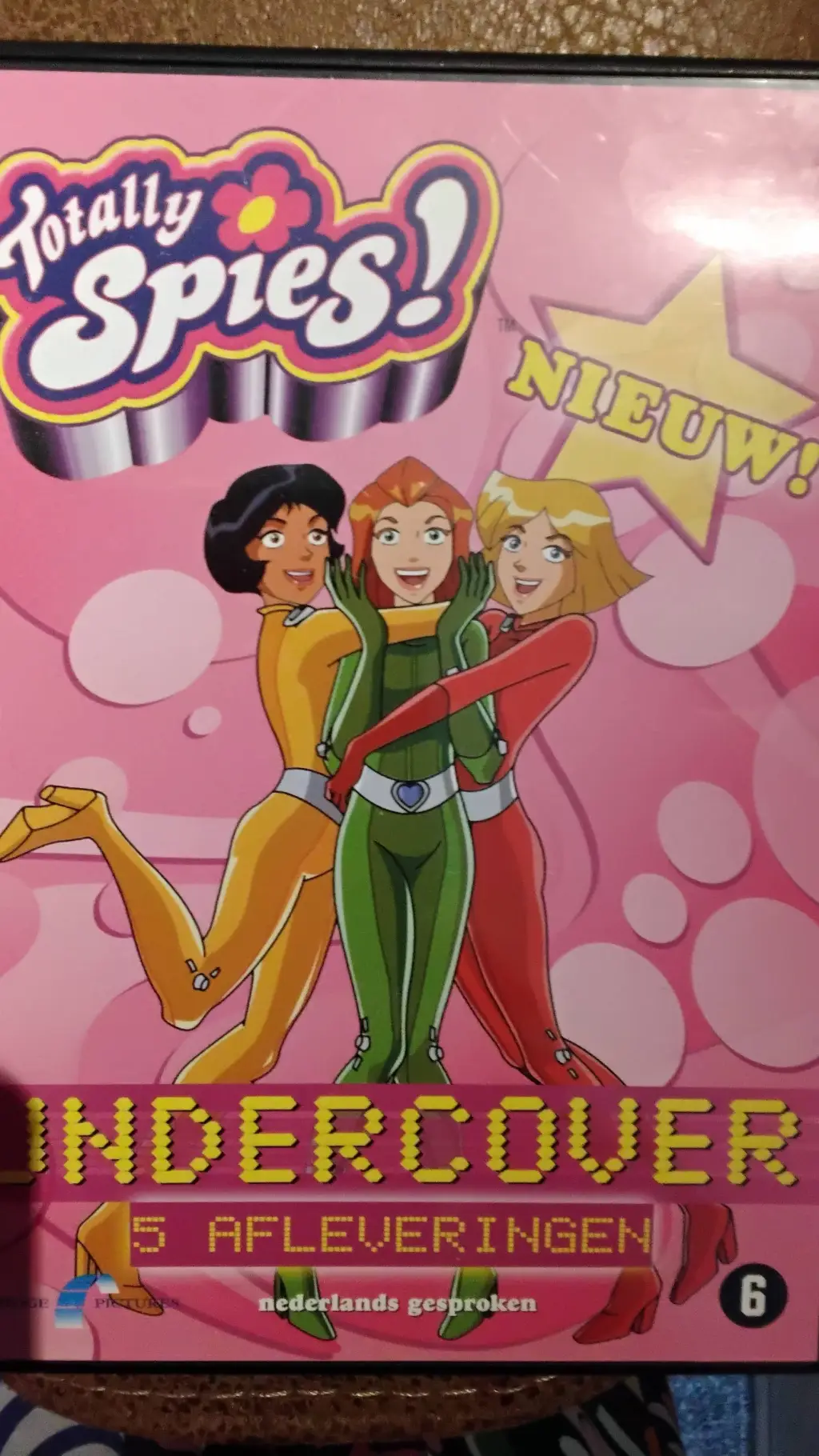 Talkie AI - Chat with Totally Spies!