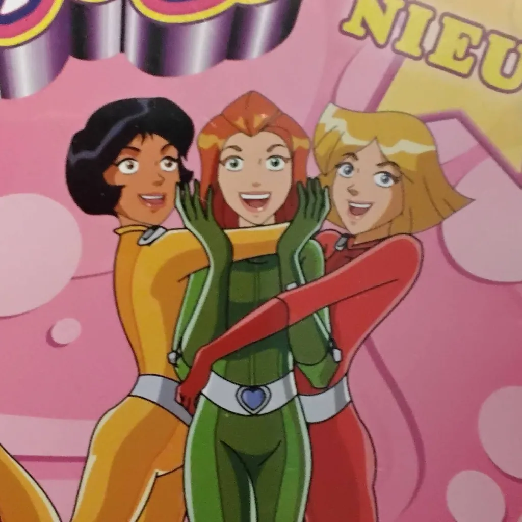 chat with ai character: Totally Spies!