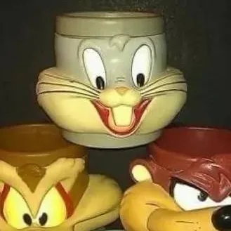 chat with ai character: Looney Tunes cups