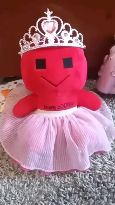 ai character: ∆c00l diva∆ background