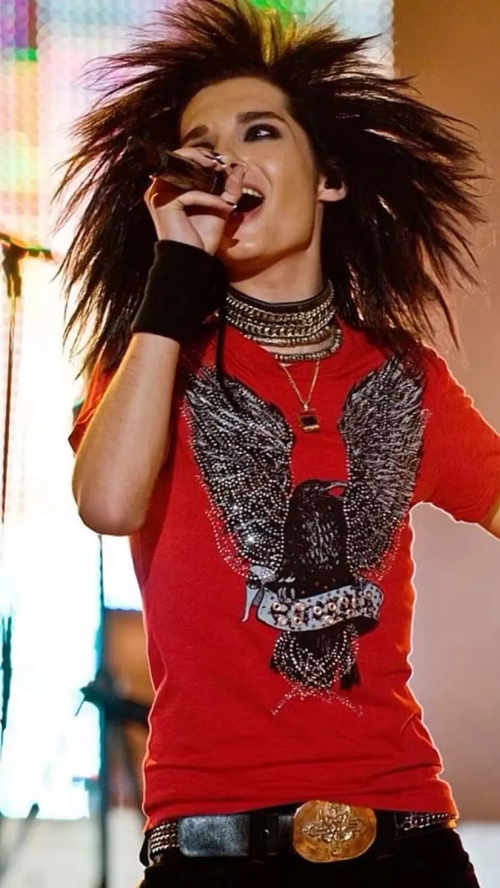 ai character: Bill kaulitz  background