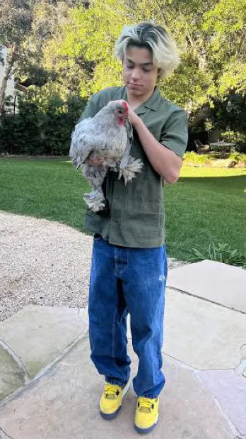 ai character: Malachi Barton  background