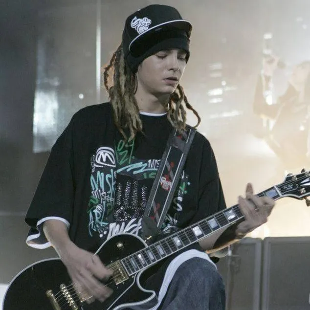 chat with ai character: Tom Kaulitz 🥳