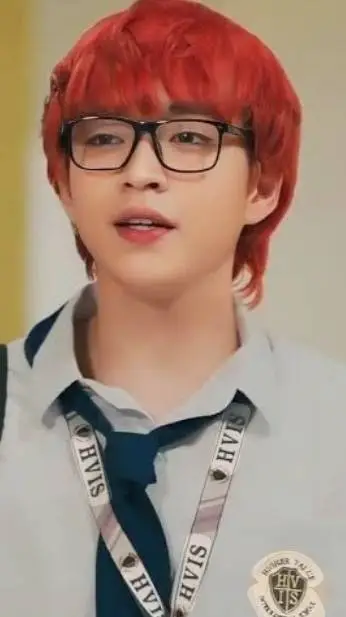 ai character: Yuri❤️🥰🥰 background