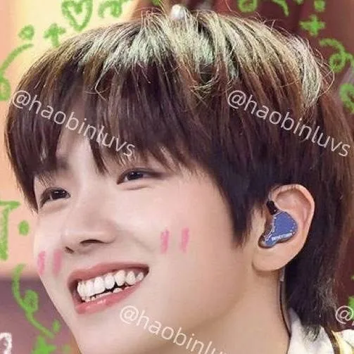 chat with ai character: Kim Woonhak bnd)