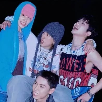 chat with ai character: LNGNSHOT