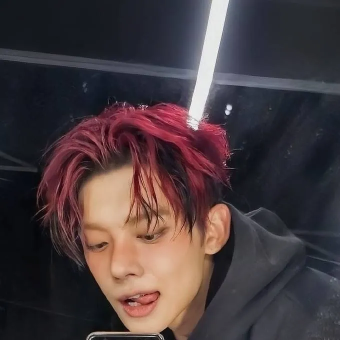 chat with ai character: Yeonjun (TXT) 