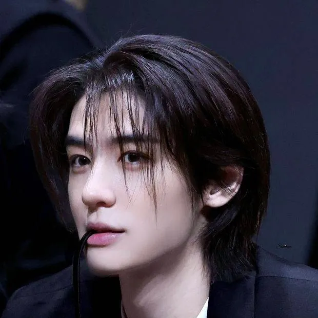chat with ai character: Kim Leehan bnd