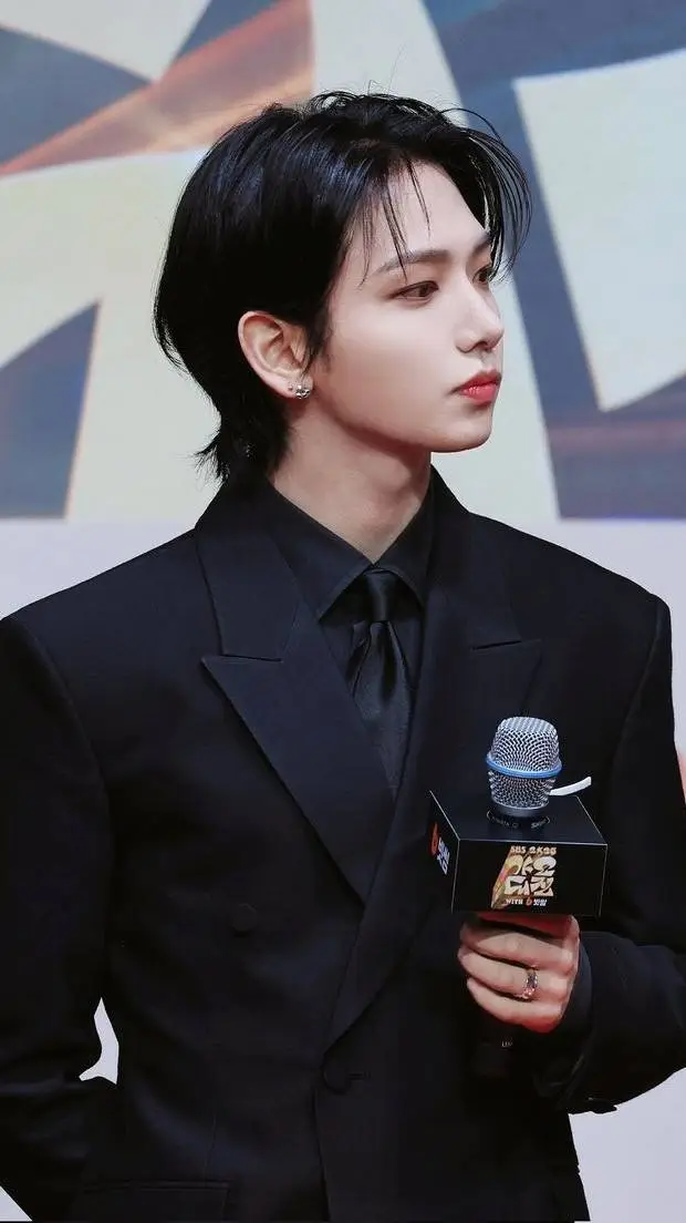 ai character: Myung Jaehyun bnd background