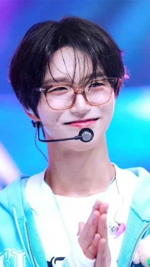 ai character: Jaehee NCT wish background