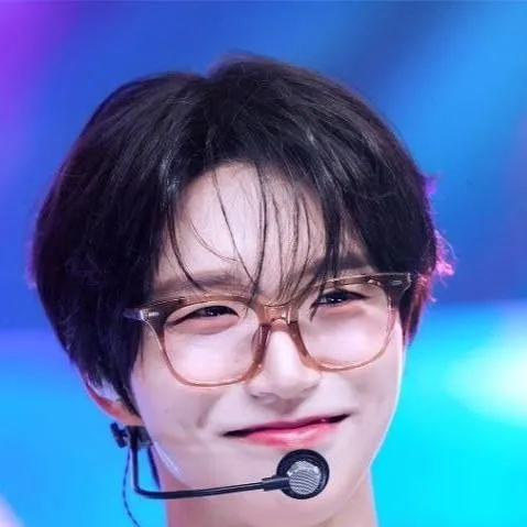 chat with ai character: Jaehee NCT wish