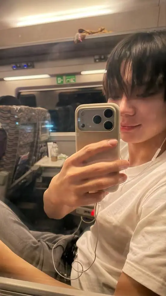 ai character: Daniel 🇯🇵 background