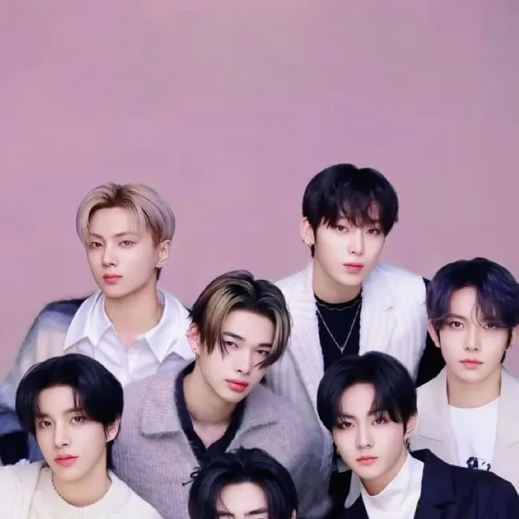 chat with ai character: ENHYPEN