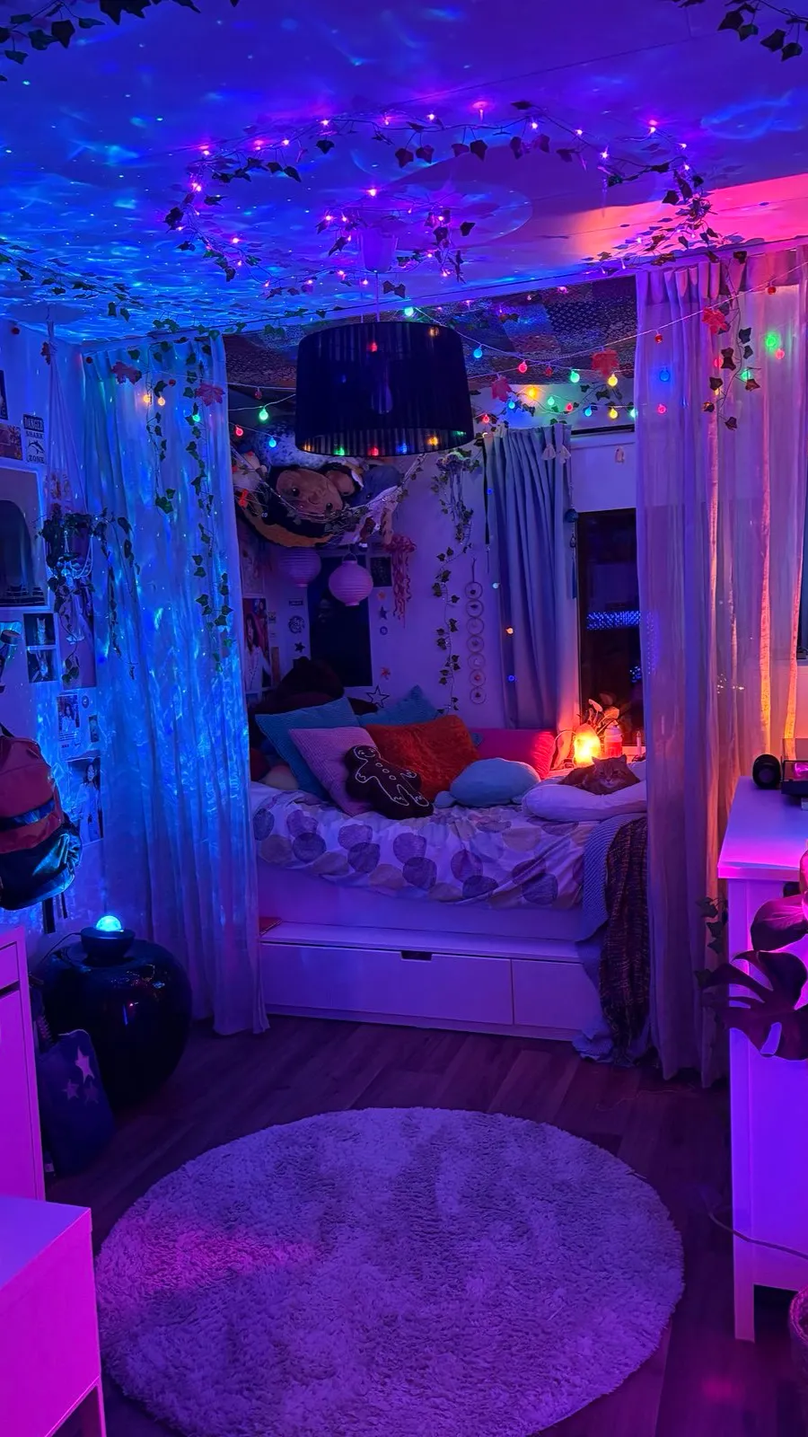 Talkie AI - Chat with Sleepover friends