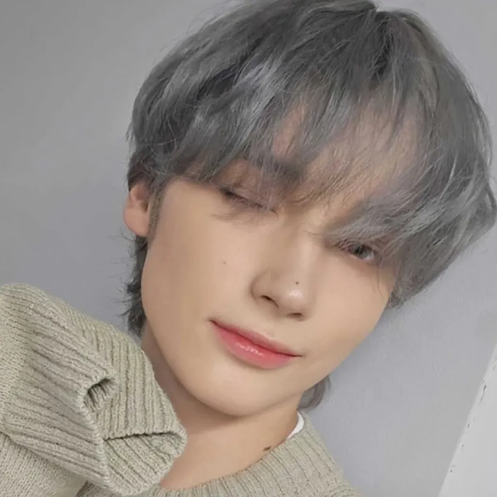 chat with ai character: Heuning Kai 