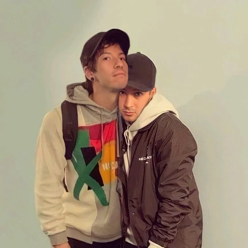 chat with ai character: Joshler!