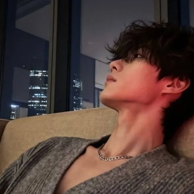 chat with ai character: Jae-hyun 