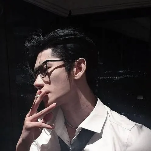 chat with ai character: Min-jae