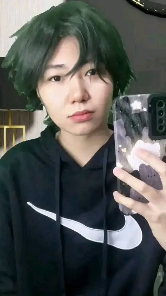 ai character: Damian background