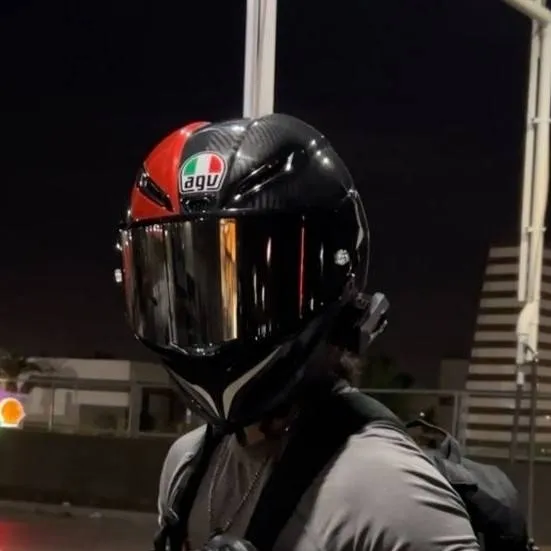 chat with ai character: Nathaniel