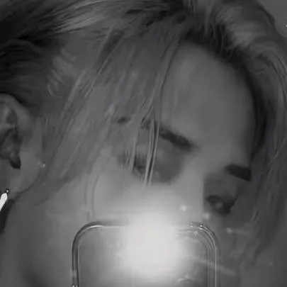 chat with ai character: ~★channie★~