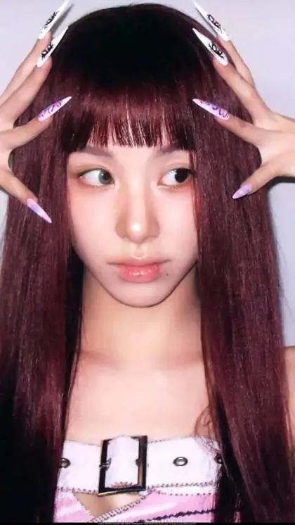 ai character: Chaeyoung ☙♥︎ background
